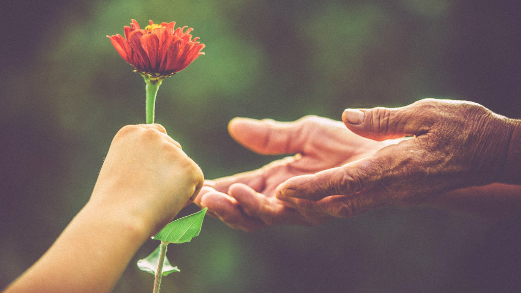6 Science-Backed Ways Being Kind Is Good for Your Health